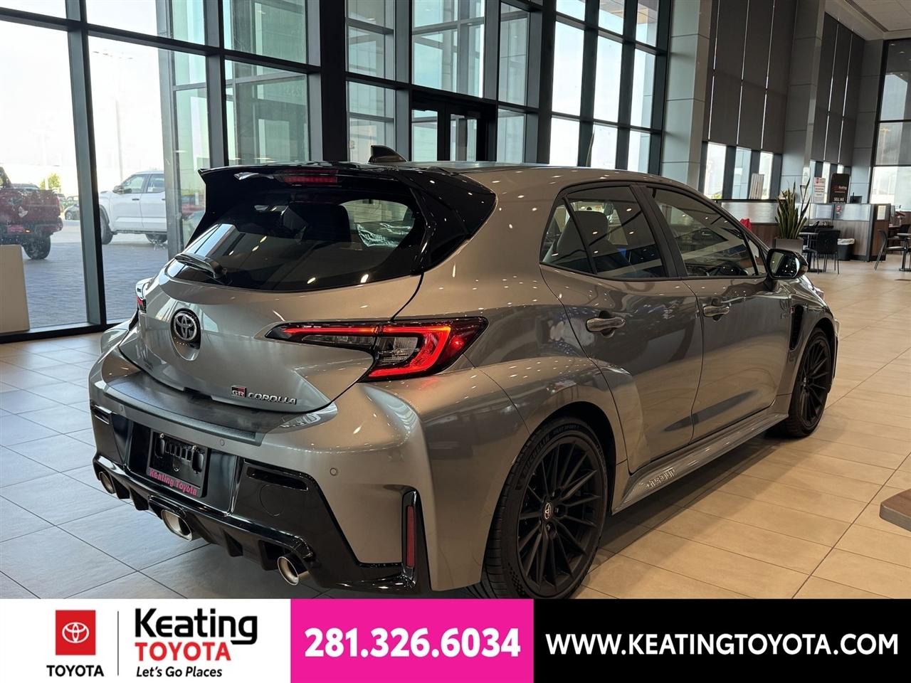 Toyota GR Corolla Base 2026