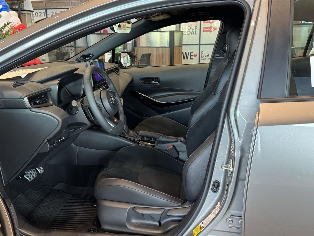 Toyota GR Corolla Base 2026