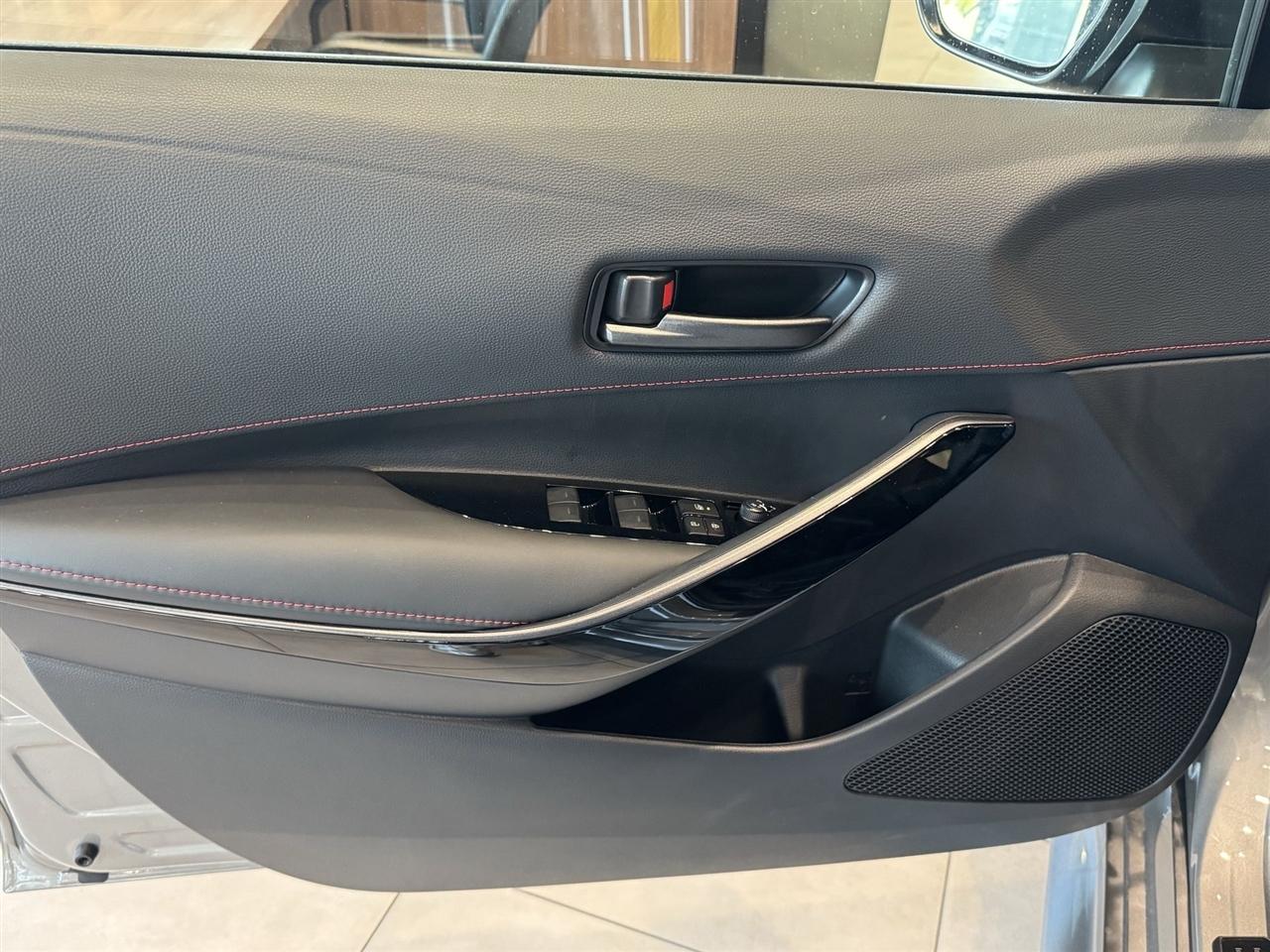 Toyota GR Corolla Base 2026