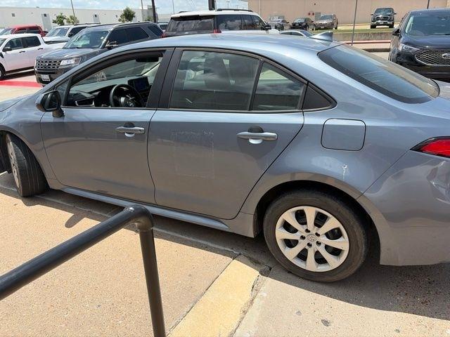Toyota Corolla LE 2024