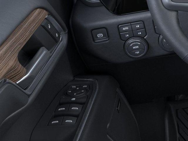 Chevrolet Silverado 1500 RST Crew Cab 4WD 2026