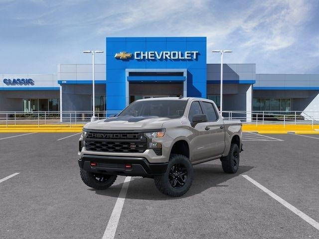 Chevrolet Silverado 1500 Trail Boss Custom Crew Cab 4WD 2026