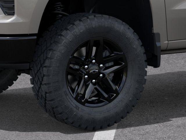Chevrolet Silverado 1500 Trail Boss Custom Crew Cab 4WD 2026