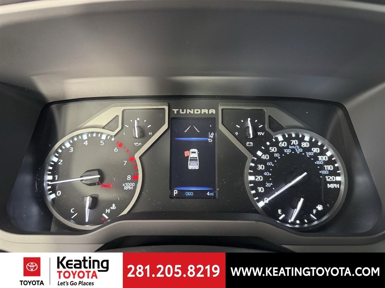 Toyota Tundra SR5 CrewMax 4WD 2026