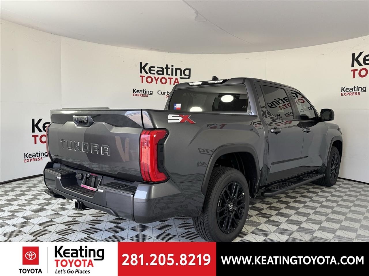 Toyota Tundra SR5 CrewMax 2WD 2026