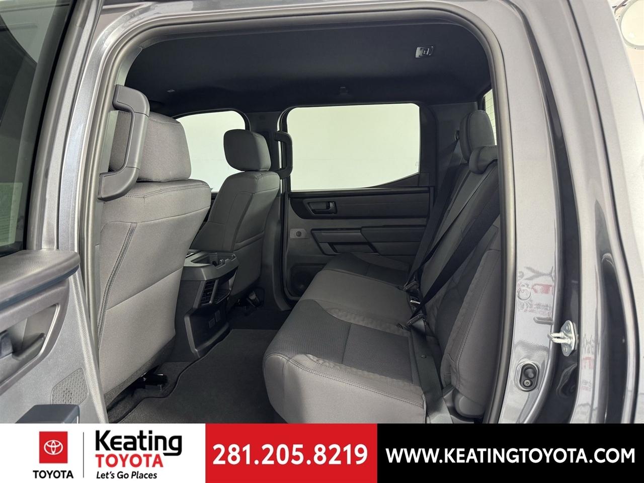 Toyota Tundra SR CrewMax 2WD 2026