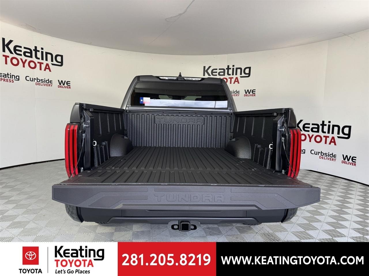 Toyota Tundra SR CrewMax 2WD 2026
