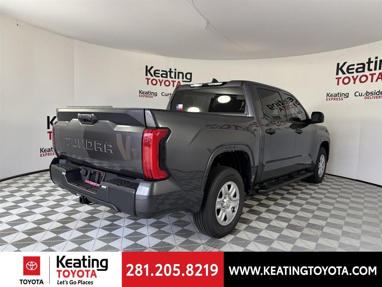 Toyota Tundra SR CrewMax 2WD 2026