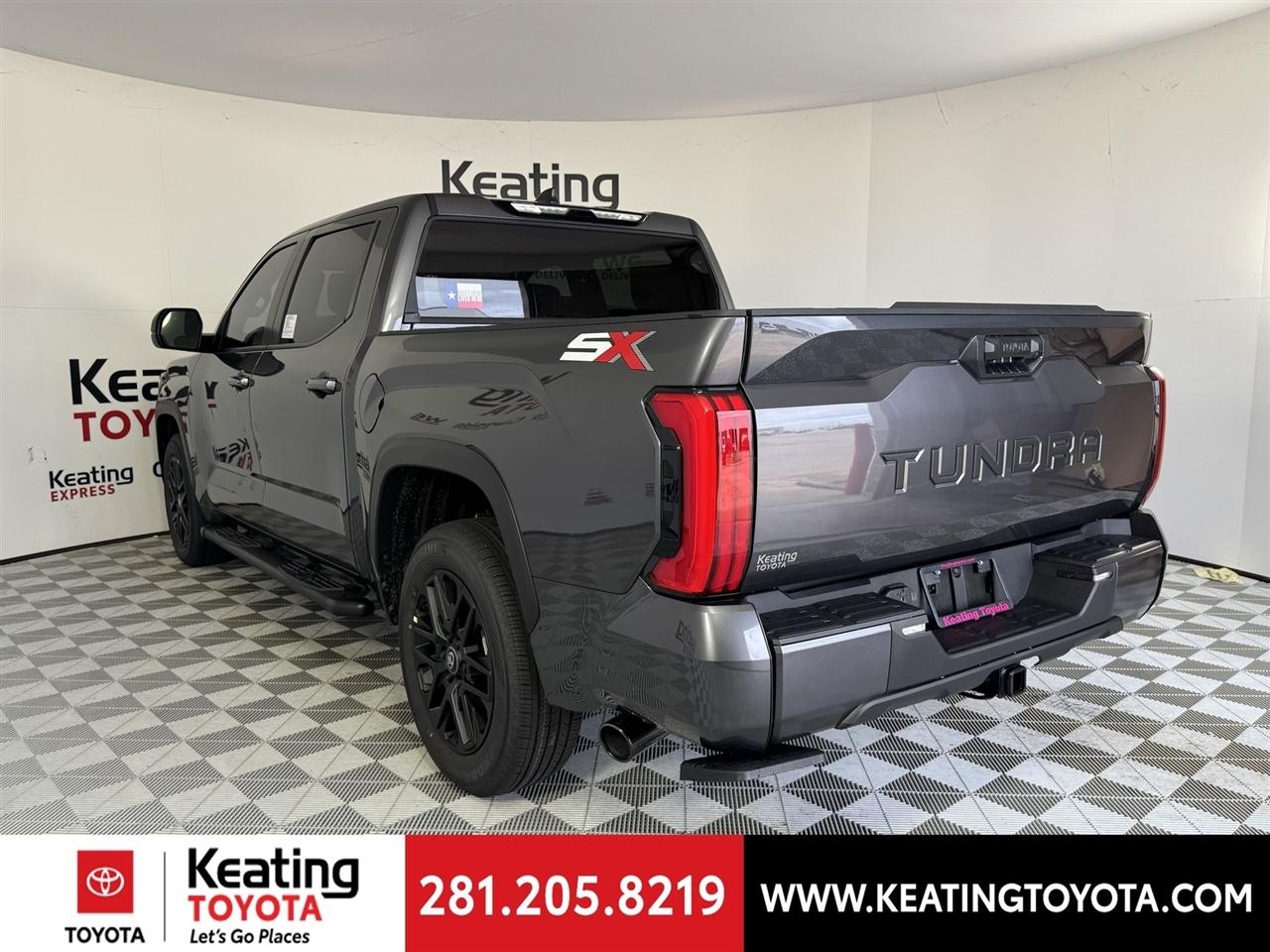 Toyota Tundra SR5 CrewMax 2WD 2026
