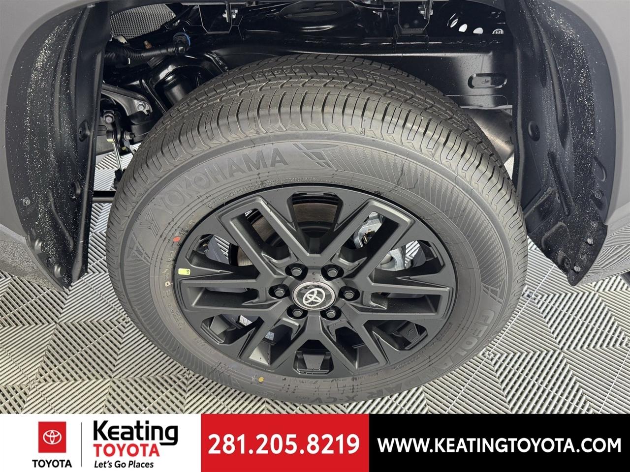 Toyota Tundra SR5 CrewMax 2WD 2026