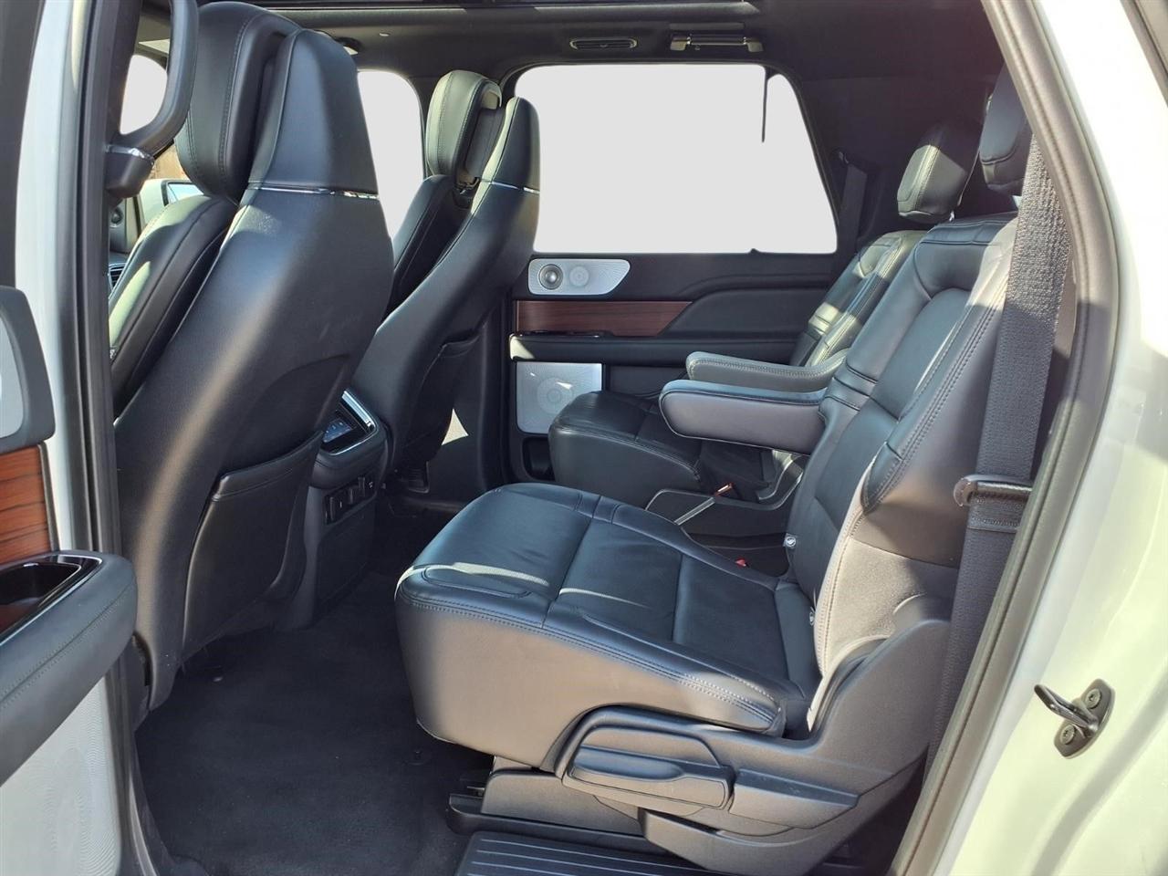 Lincoln Navigator L Reserve 4WD 2023