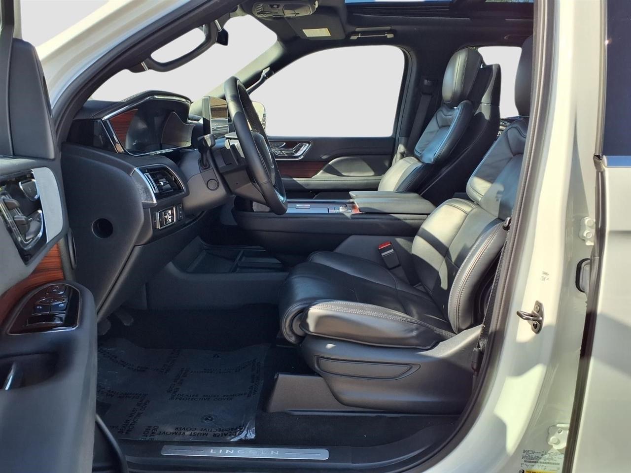 Lincoln Navigator L Reserve 4WD 2023