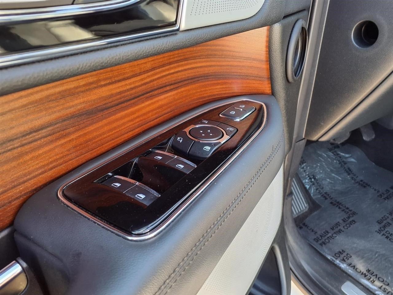 Lincoln Navigator L Reserve 4WD 2023