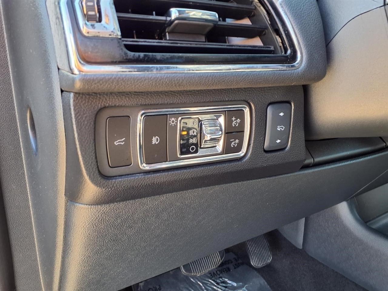 Lincoln Navigator L Reserve 4WD 2023
