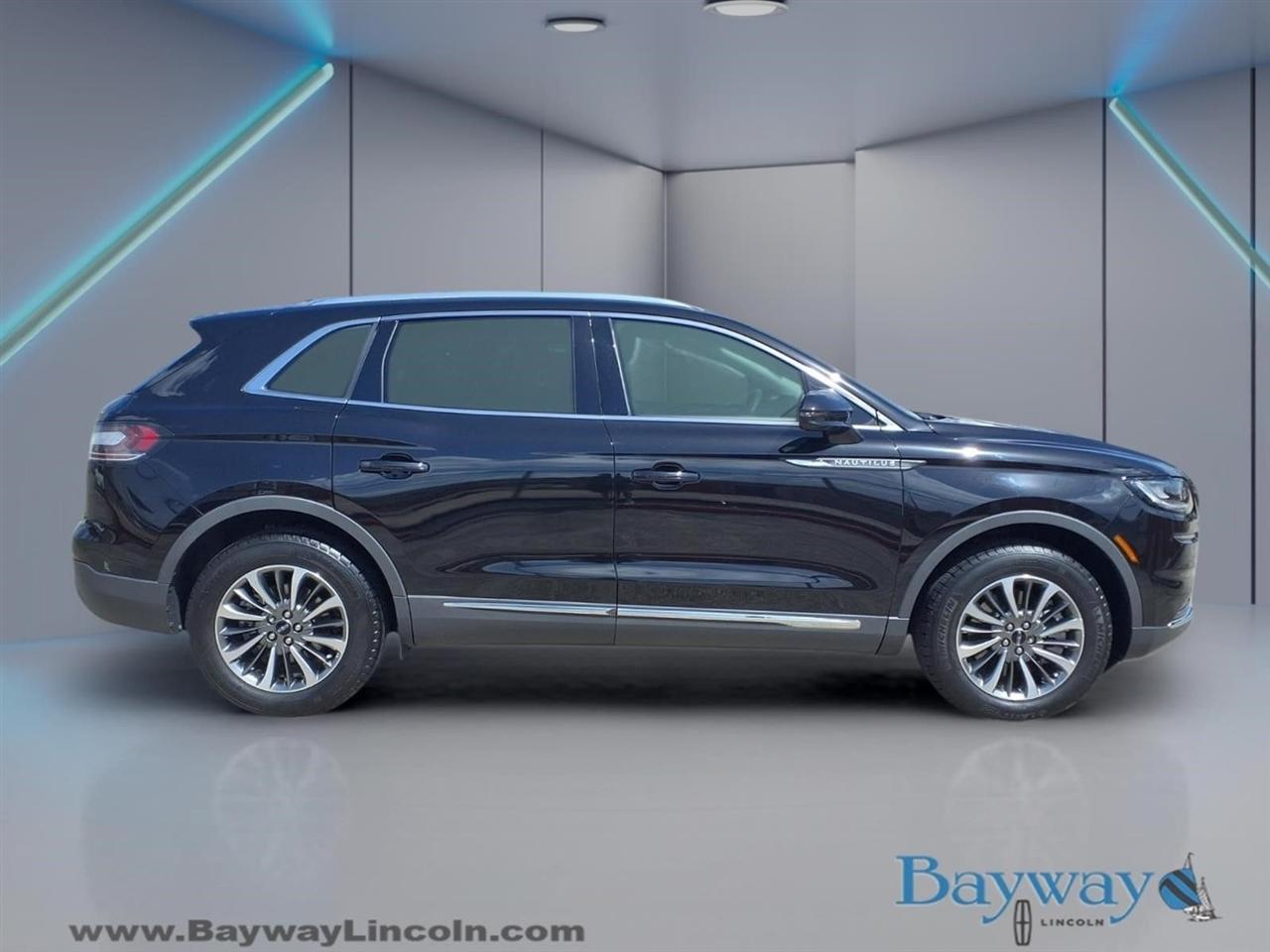 Lincoln Nautilus Base 2023