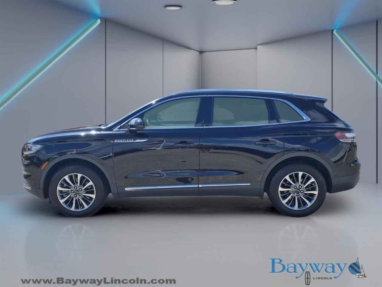 Lincoln Nautilus Base 2023