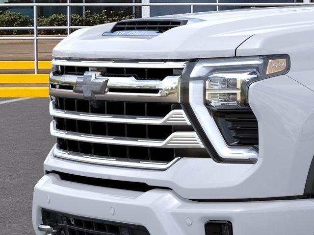 Chevrolet Silverado 2500HD High Country Crew Cab Long Box 4WD 2026