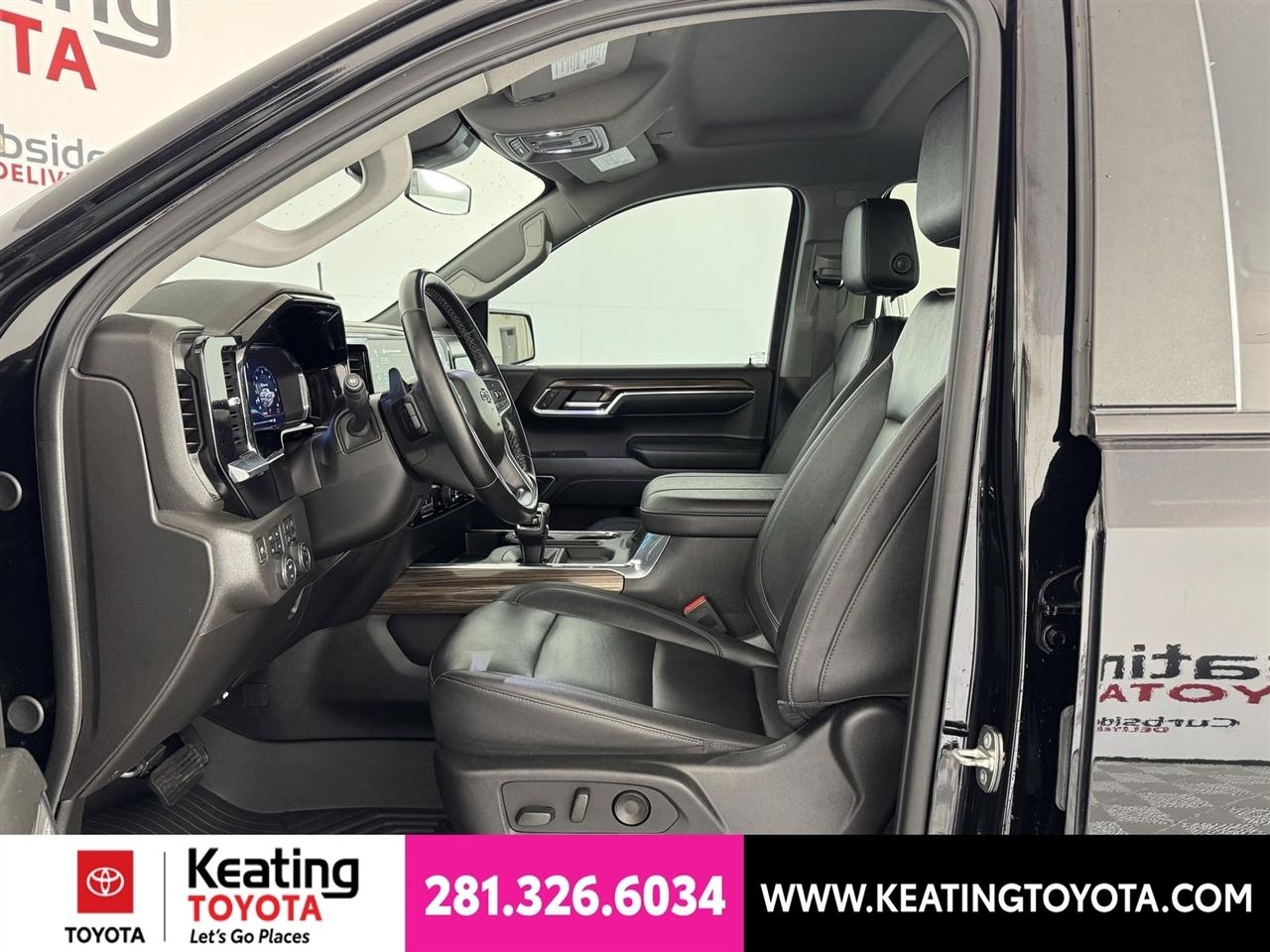 Chevrolet Silverado 1500 RST Crew Cab 4WD 2024