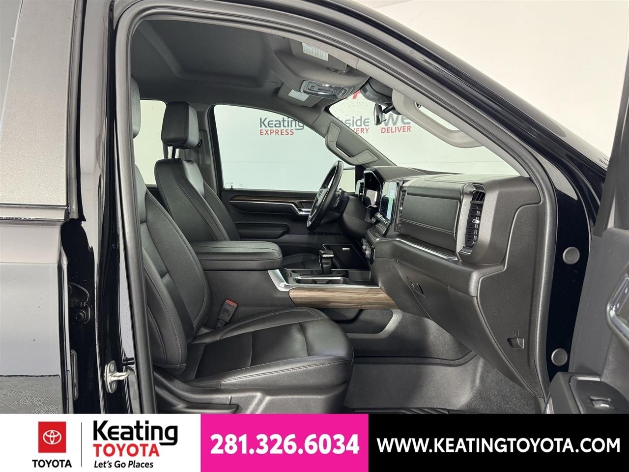 Chevrolet Silverado 1500 RST Crew Cab 4WD 2024