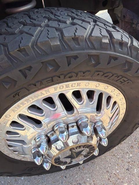 Ford F-350 SD Platinum Crew Cab Long Box 4WD DRW 2019