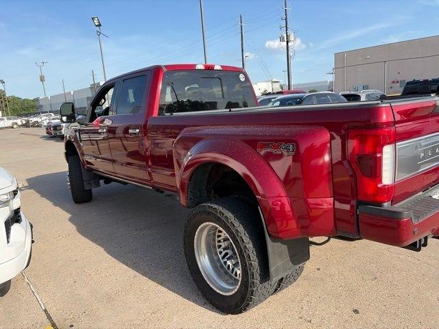 Ford F-350 SD Platinum Crew Cab Long Box 4WD DRW 2019