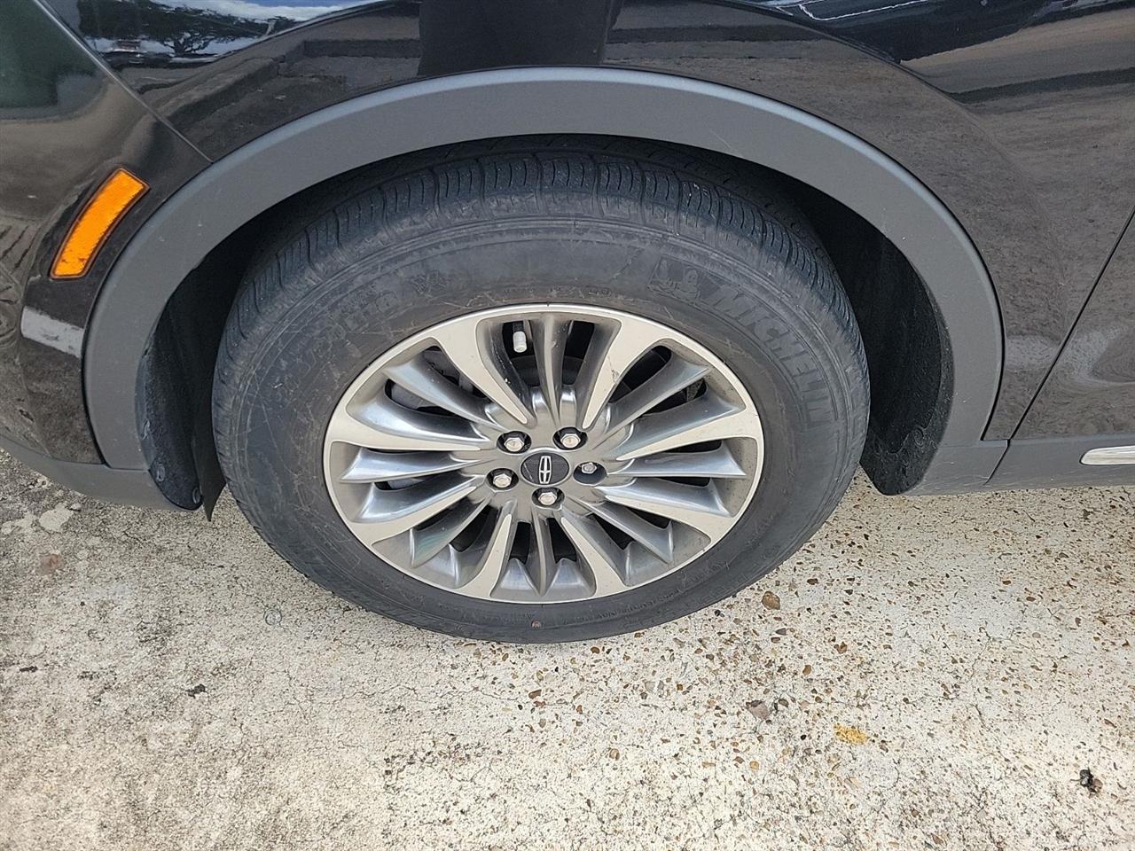 Lincoln Nautilus Base AWD 2023