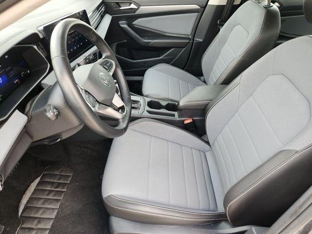 Volkswagen Jetta SE 2025