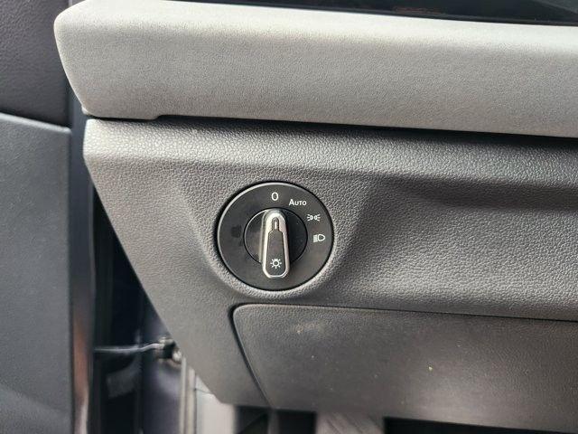 Volkswagen Jetta SE 2025