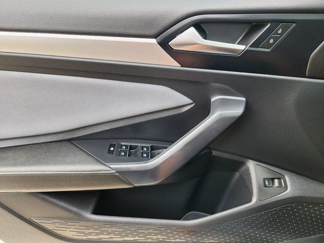 Volkswagen Jetta SE 2025