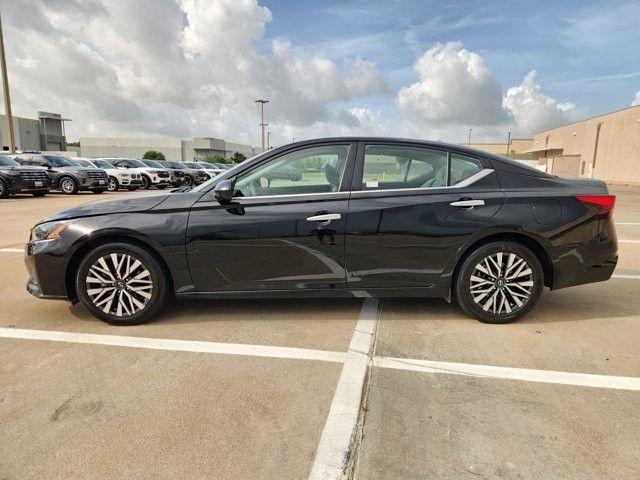 Nissan Altima 2.5 SV 2025