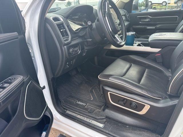 RAM 1500 Laramie Crew Cab SWB 2WD 2021