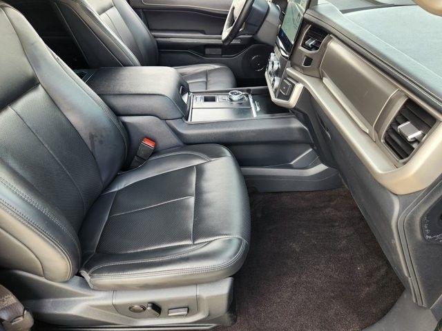 Ford Expedition MAX XLT 2022