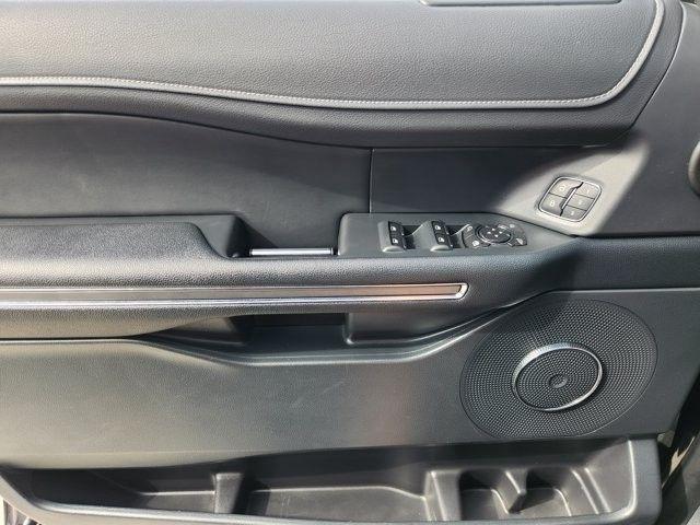 Ford Expedition MAX XLT 2022