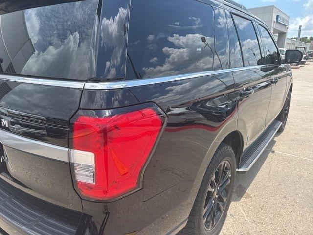 Ford Expedition XLT 2022
