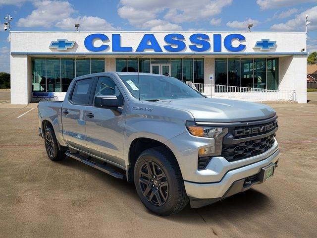 Chevrolet Silverado 1500 Custom Crew Cab 2WD 2026