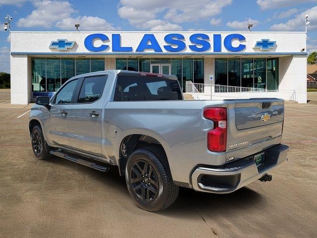 Chevrolet Silverado 1500 Custom Crew Cab 2WD 2026