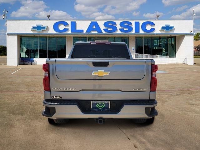 Chevrolet Silverado 1500 Custom Crew Cab 2WD 2026