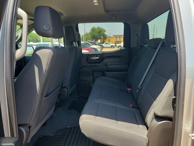 Chevrolet Silverado 1500 Custom Crew Cab 2WD 2026