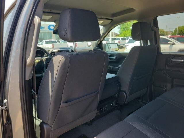 Chevrolet Silverado 1500 Custom Crew Cab 2WD 2026