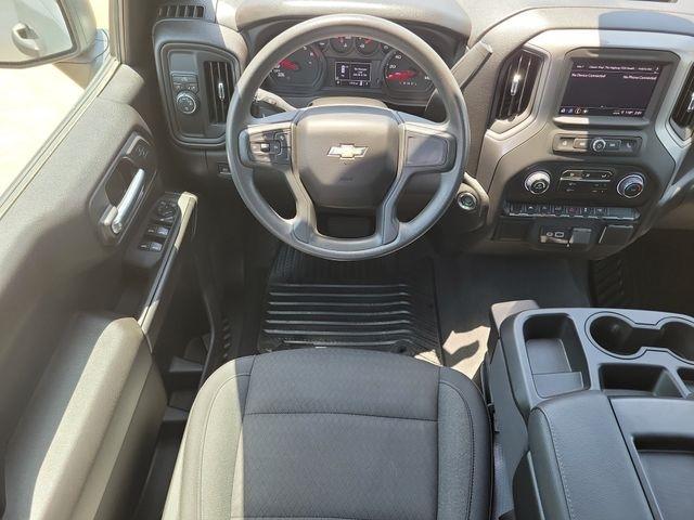 Chevrolet Silverado 1500 Custom Crew Cab 2WD 2026