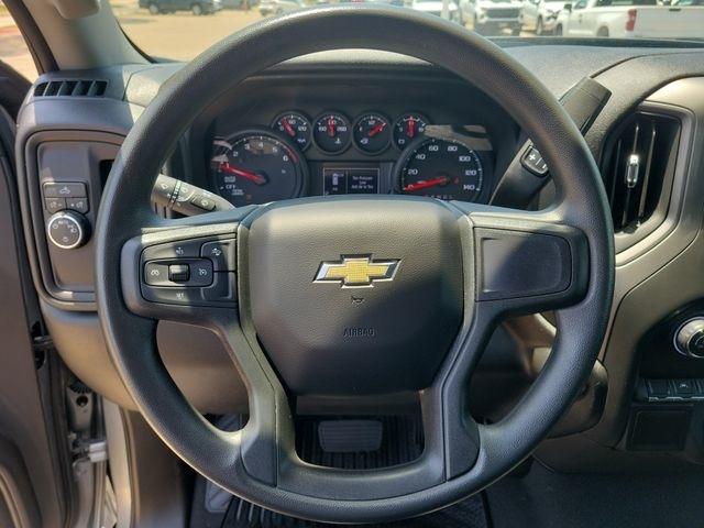 Chevrolet Silverado 1500 Custom Crew Cab 2WD 2026