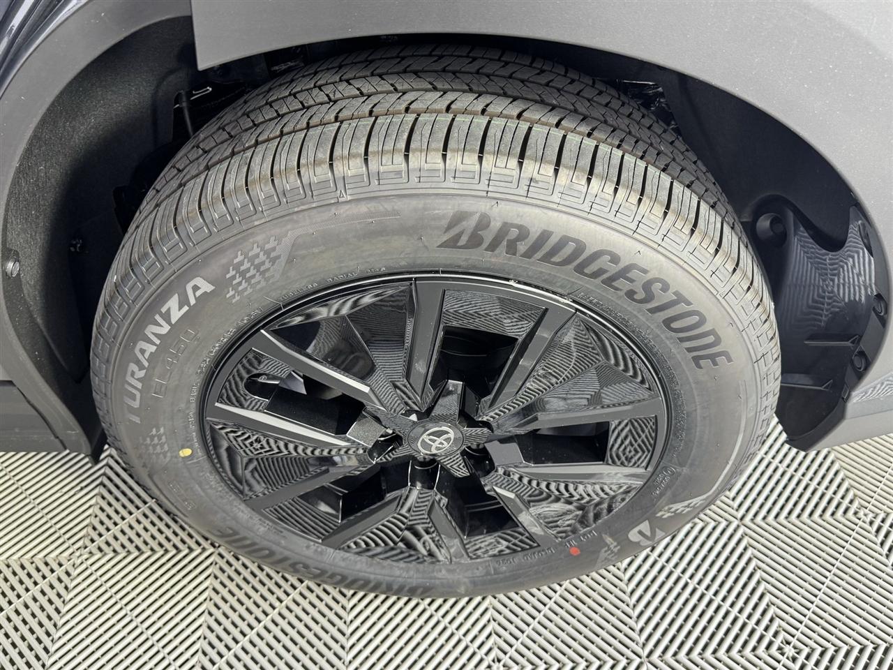 Toyota bZ Woodland Premium 2026