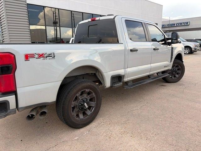 Ford F-250 SD XL Crew Cab 4WD 2025