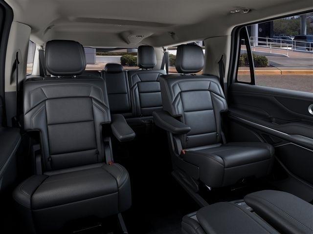Lincoln Navigator L Premiere 2027