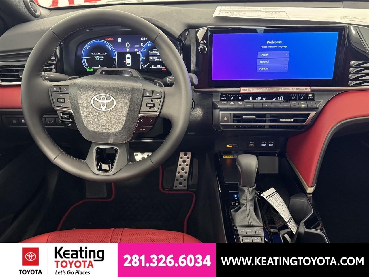 Toyota Camry Hybrid XLE 2026