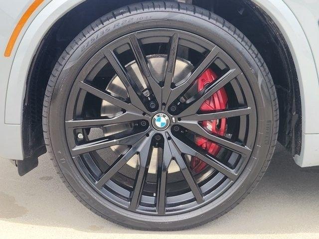 BMW X5 M60i 2025