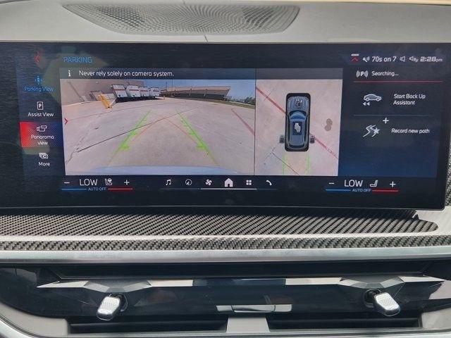 BMW X5 M60i 2025