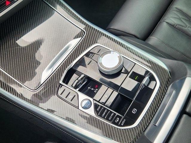 BMW X5 M60i 2025
