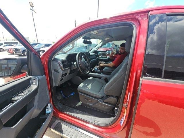 Ford F-150 XLT SuperCrew 2WD 2024