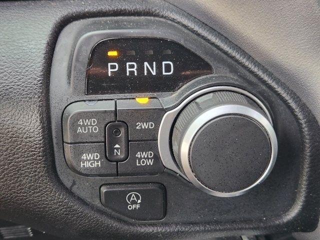 RAM 1500 Big Horn Crew Cab SWB 4WD 2025